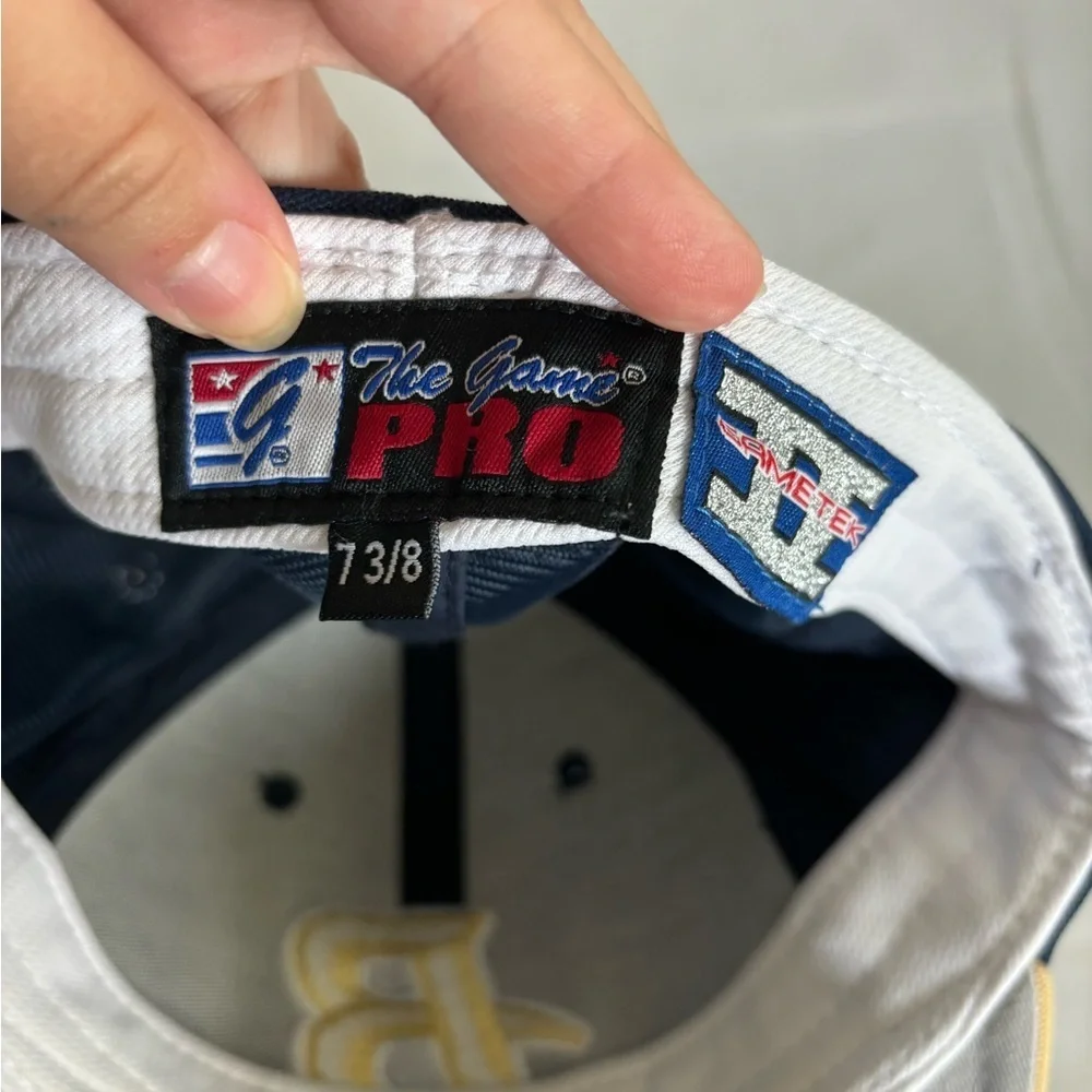 Men's‎ Richardson hat color blue and gold size 7 3/8